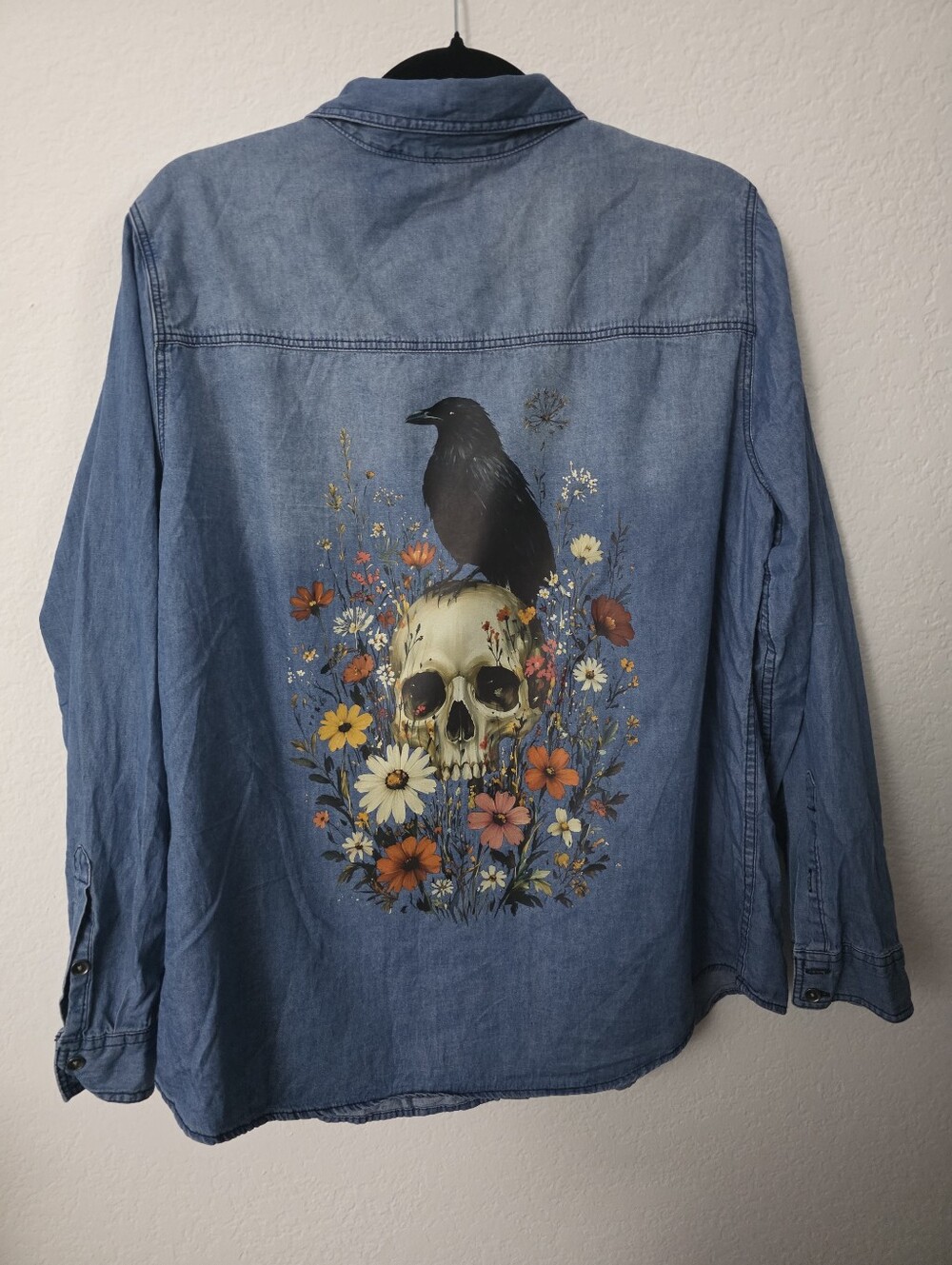 EUC Torrid Blue 100% Cotton Denim Shirt with Skull Crow Design On Back
